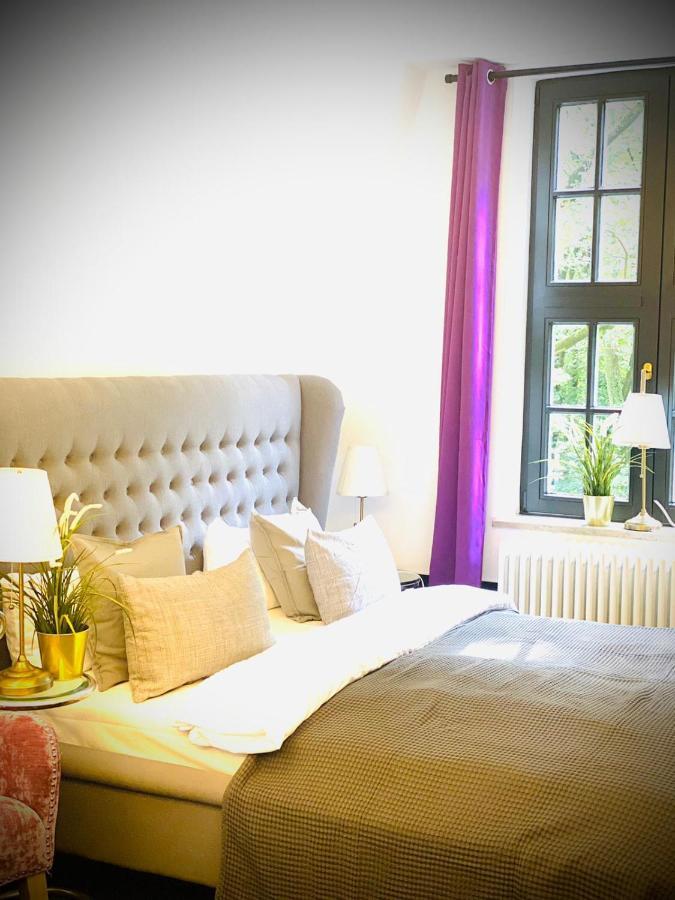 Sleephotels Suite Garde Hamburg-Harburg Kamer foto