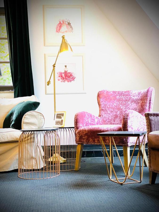 Sleephotels Suite Garde Hamburg-Harburg Buitenkant foto